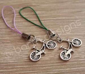 Valaszthato-szinu-fuggovel-fem-biciklis-kulcstarto-3-3