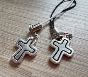 Kereszt-kulcstarto-2