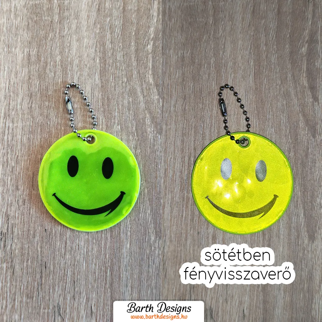 mosolygós fényvisszaverő kulcstartó, függő 1