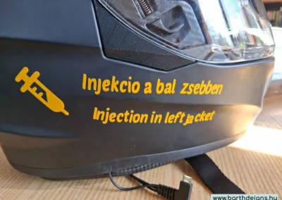 fényvisszaverő bukósisak matrica - kész 2